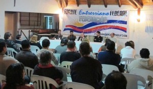 Desmienten categóricamente un encuentro entre Jorge Busti y Sergio Urribarri. 