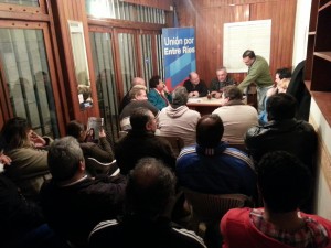 Busti insisitó con la militancia, el compromiso y la fiscalización para octubre 