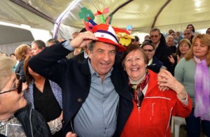 Urribarri participó de un encuentro intergeneracional en Paraná.