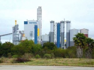 Por contaminación del río Uruguay. 