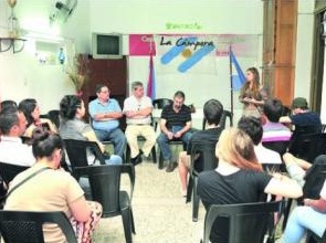 Se realizó una charla en la sede del Centro De Jubilados y Pensionados Nacionales de Paraná.