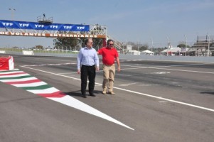 El Autódromo de Paraná estrena un nuevo paredón de protección de 380 metros.