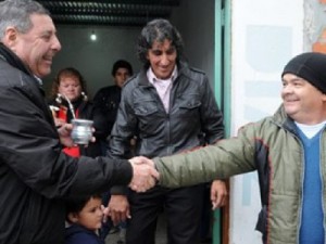 Alfredo De Angeli recorrerá los barrios e inaugurará local partidario.
