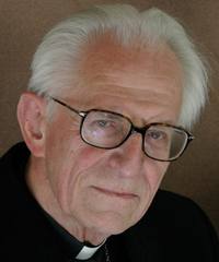 Cardenal Estanislao Esteban Karlic.