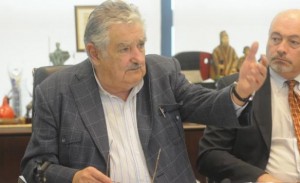 Mujica no le teme ir a La Haya