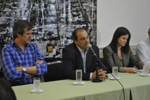 Se hicieron anuncios de obras.