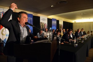 "Desde Perón y Evita que no había políticas de Estado como hoy" resaltó Urribarri