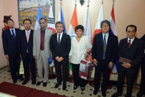 Urribarri recibió a  diplomáticos.