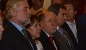 Osuna entre Allende y Busti