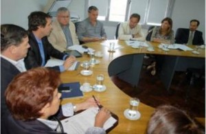 Senadores trataron el tema con autoridades judiciales. 