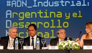 Motta en la 19ª Conferencia de la UIA.