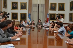 Durante el encuentro se acordó la constitución de un espacio de trabajo.
