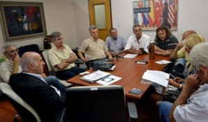 Gobierno y organizaciones civiles.