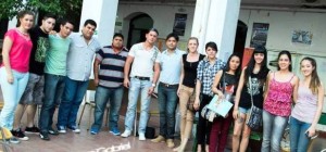 Los joven diagraman actividades ante la venida de Sergio Massa