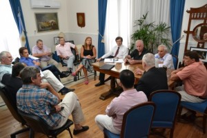 Bahl recibió a intendentes.