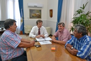 Bahl recibió al intendente Kloss.