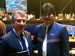 Urribarri con Evo Morales.