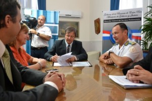 Convenio entre el CGE y el Servicio Penitenciario.