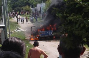 El joven quedó hospitalizado y dispusieron detener preventivamente al policía.