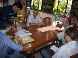 Se presentaron tres propuestas.