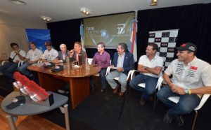 Urribarri encabezó la conferencia de prensa.