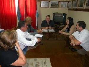 Los comercios son Copi Max, Librería Manucci y Librería San Cayetano.