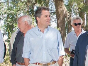 "El gobierno de Cristina de Kirchner tiene que asumir la responsabilidad", aseveró. 