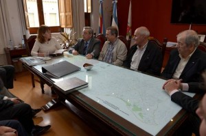 Trataron el estado de la Peatonal y la presencia de los manteros.