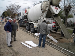 Pavimento en el Barrio Centenario
