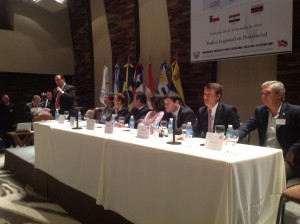 LEGISLADORES ENTRERRIANOS EN LA ASAMBLEA GENERAL ORDINARIA       DE LA UNIÓN DE PARLAMENTARIOS SUDAMERICANOS Y DEL MERCOSUR 