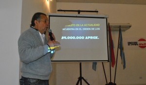  Busca distinguirse de sus competidores. 