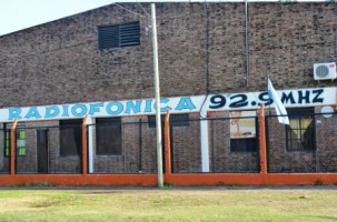 Fuego en la radio