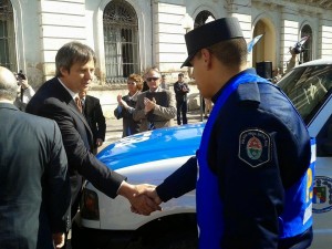 Un móvil será para Santa Elena