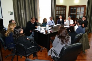 Funcionarios del Poder Ejecutivo recibieron a los gremios.
