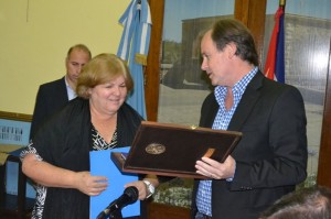 “Esta visita refuerza los lazos de amistad que tenemos con la república hermana de Cuba", dijo Bordet.