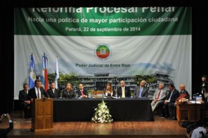 Urribarri destacó el respeto mutuo entre los Poderes del Estado.