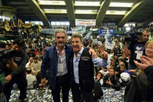 "Ya habrá tiempo de hablar de candidaturas locales", dijo Medina