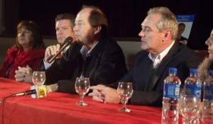 Sanz no quiere a la UCR detrás de De Angeli.