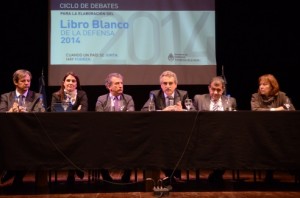 Debaten en Entre Ríos políticas de defensa.