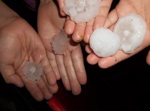 Cayó granizo en Cerrito