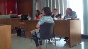 Cuando declaró la víctima, el acusado fue desalojado de la sala de audiencias.