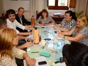 Osuna con ediles oficialistas.