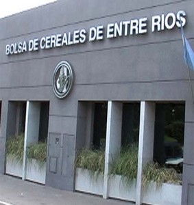 La Bolsa de Cereales reclama por la situación del sector.