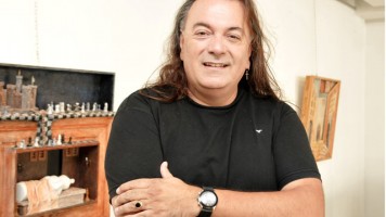 Farias presenta su trabajo discográfico Nº 51