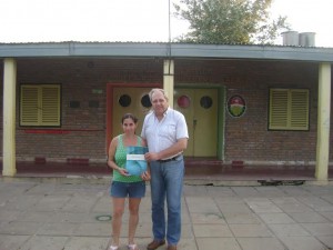 Entrega de subsidio a Escuela