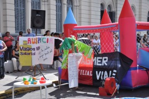 Agmer protestó en la esplanada de Casa de Gobierno.