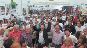 Se trata del concejal Alberto Zadoyko.