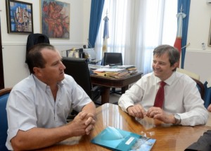 Bahl recibió  a Marcos Bettoni, presidente de la junta de Gobierno de Sauce Pinto.