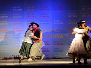 Folclore, tango y danza litoraleña.
