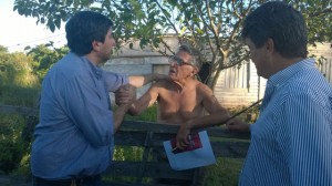 Fuertes y Saliva recorrieron barrios de la ciudad de Concordia.